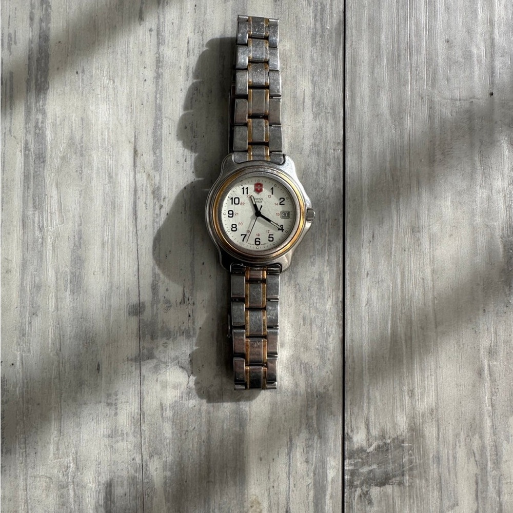 Swiss Army Metal Watch